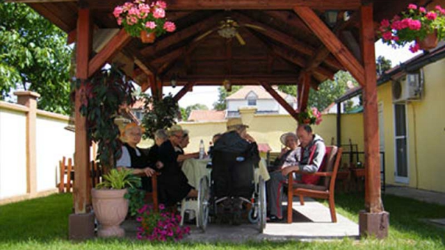 dom za stare harmonija